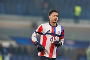 บาเยิร์นปวดหัวโกล! คอมปานีเผย “เพรสคอตต์” วัย 16 ปีอาจเฝ้าเสา UCL